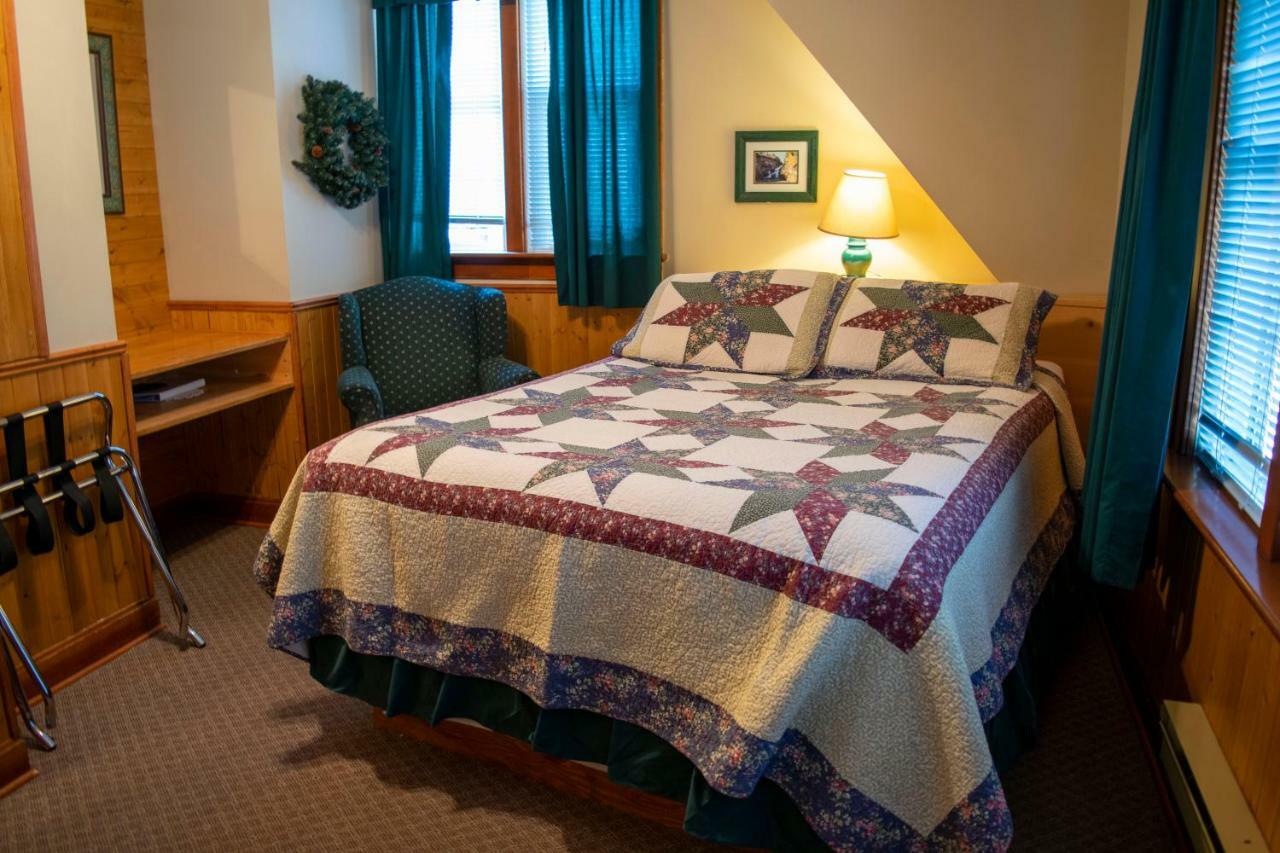 Crandell Mountain Lodge Waterton Park Kültér fotó