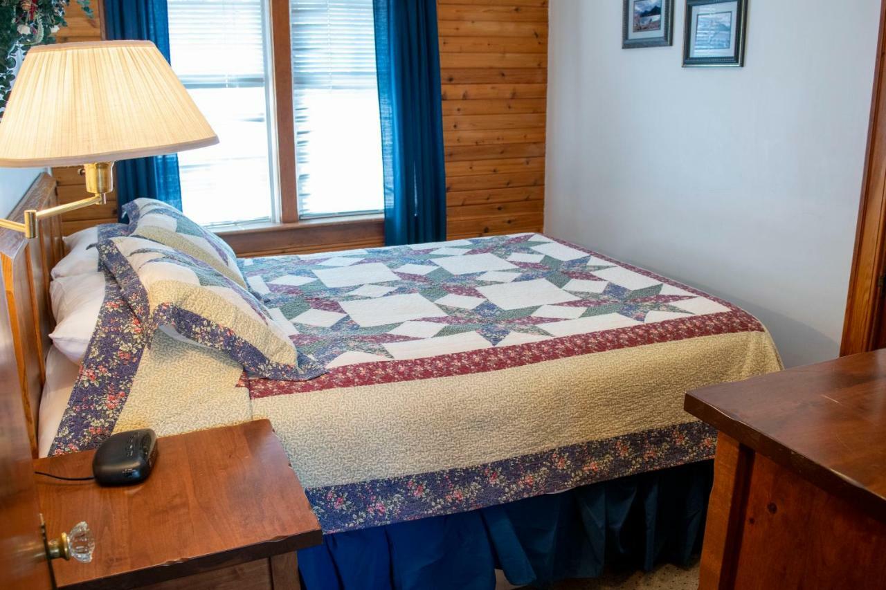 Crandell Mountain Lodge Waterton Park Kültér fotó