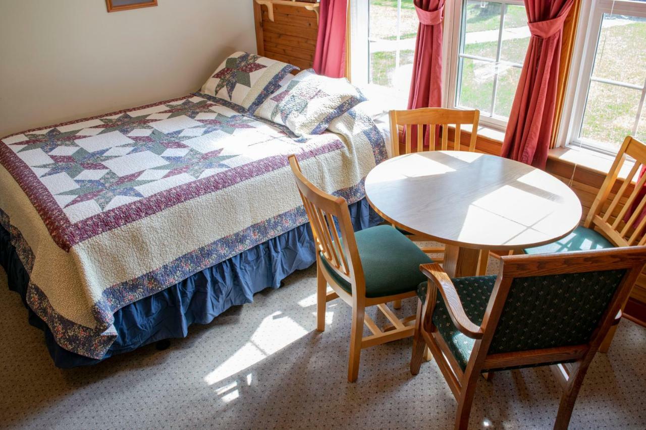 Crandell Mountain Lodge Waterton Park Kültér fotó